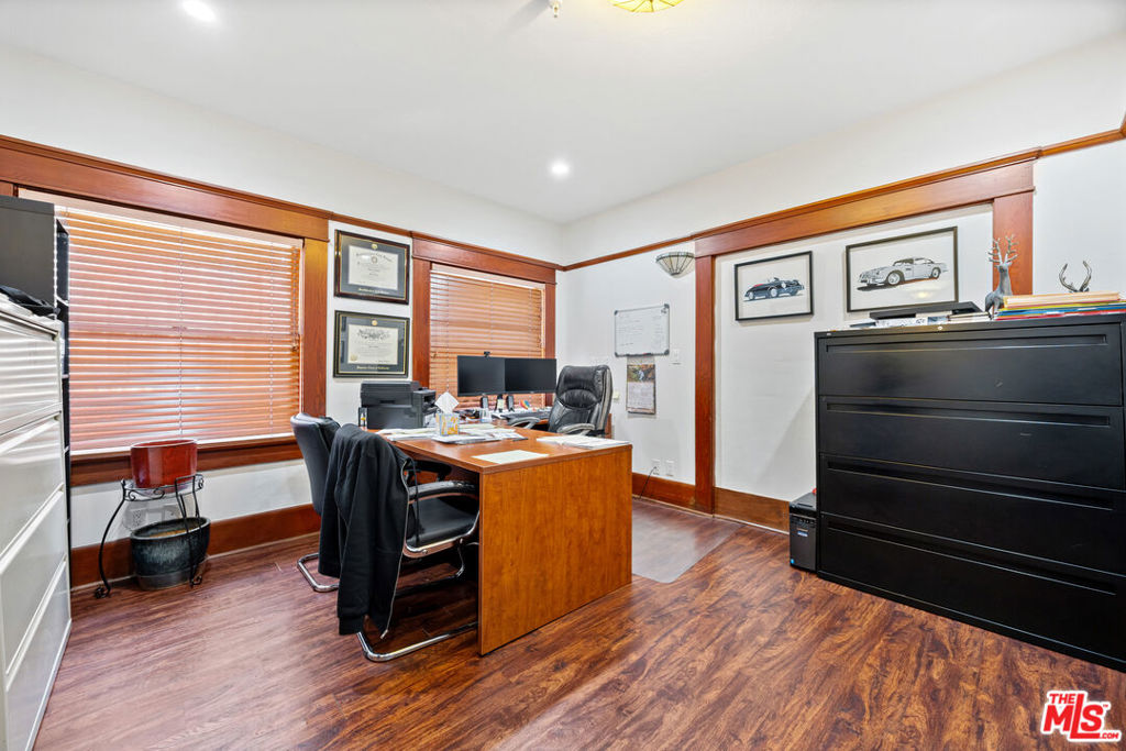 275 E California Boulevard