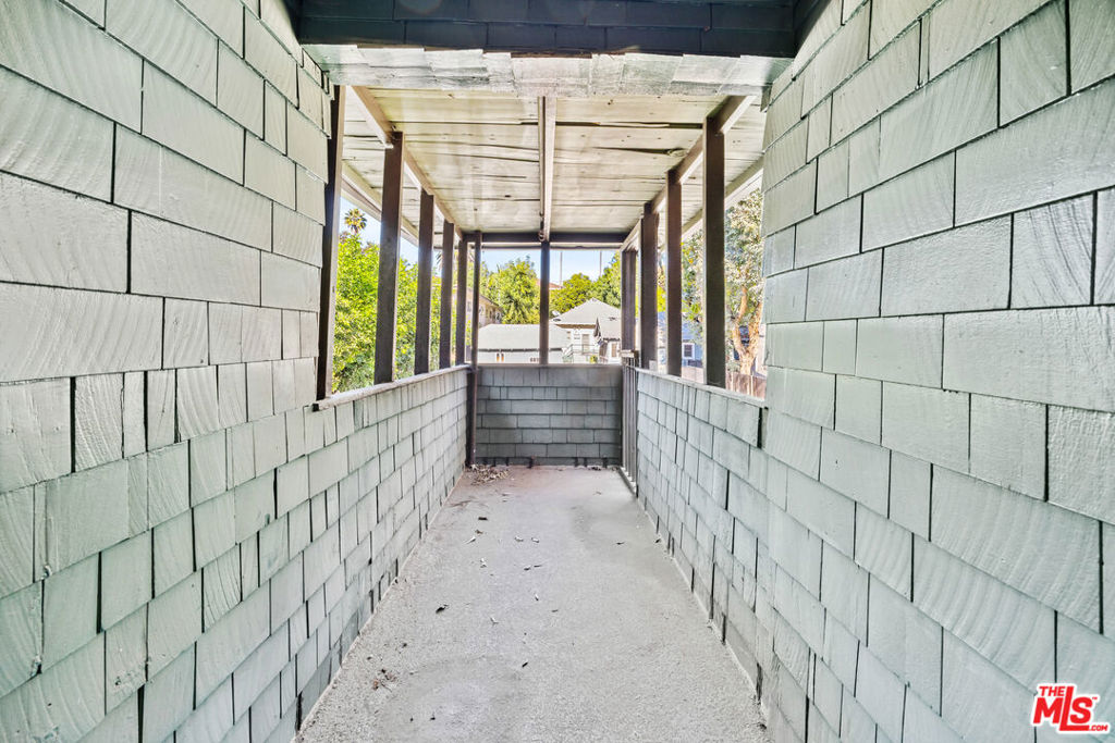 275 E California Boulevard