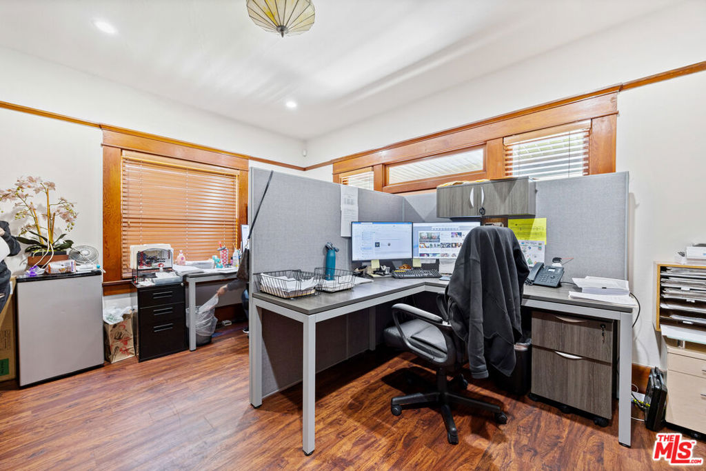 275 E California Boulevard