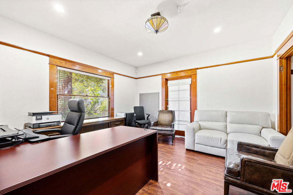 275 E California Boulevard