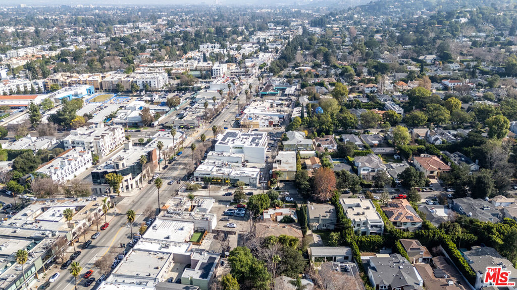 4189 Greenbush Avenue