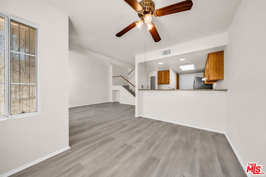 820 W Compton Boulevard 17