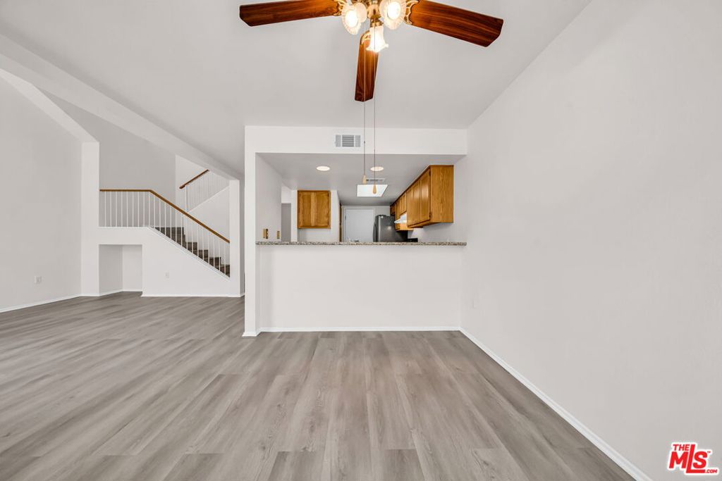 820 W Compton Boulevard 17