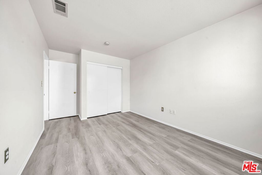 820 W Compton Boulevard 17