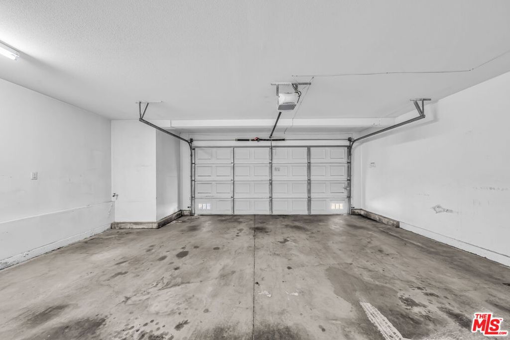 820 W Compton Boulevard 17