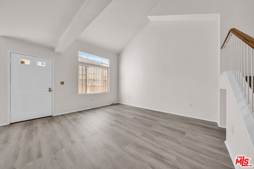 820 W Compton Boulevard 17