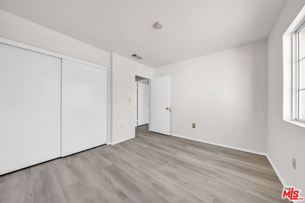 820 W Compton Boulevard 17