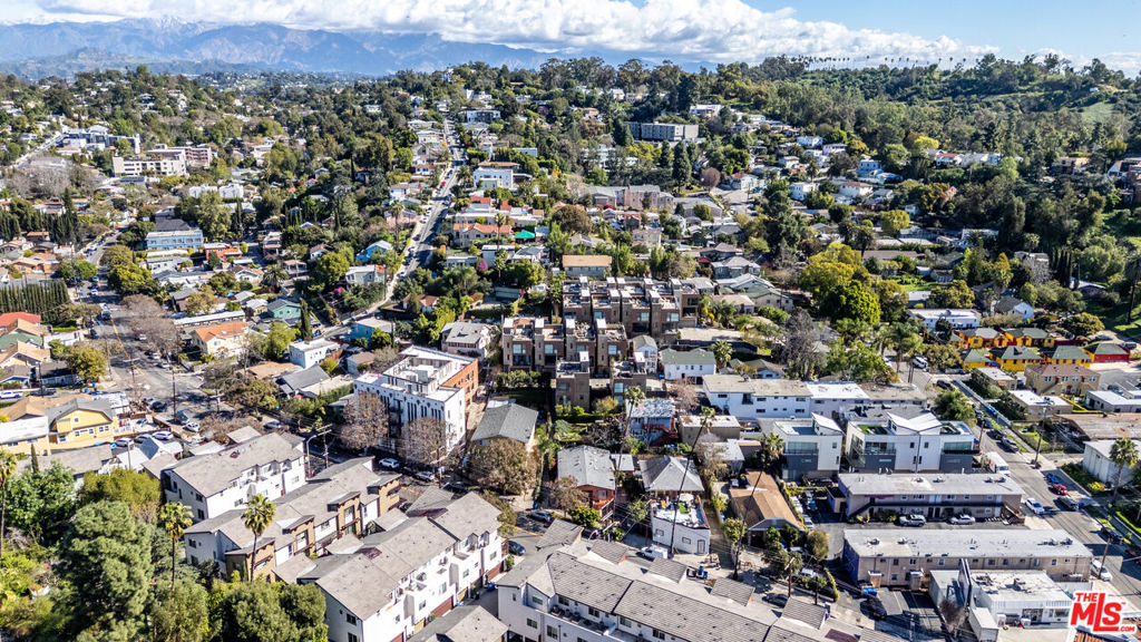 1632 Echo Park Avenue