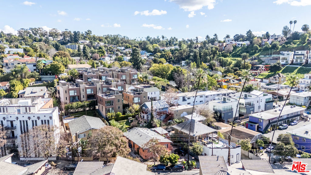 1632 Echo Park Avenue