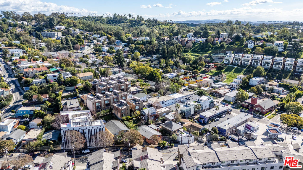 1632 Echo Park Avenue