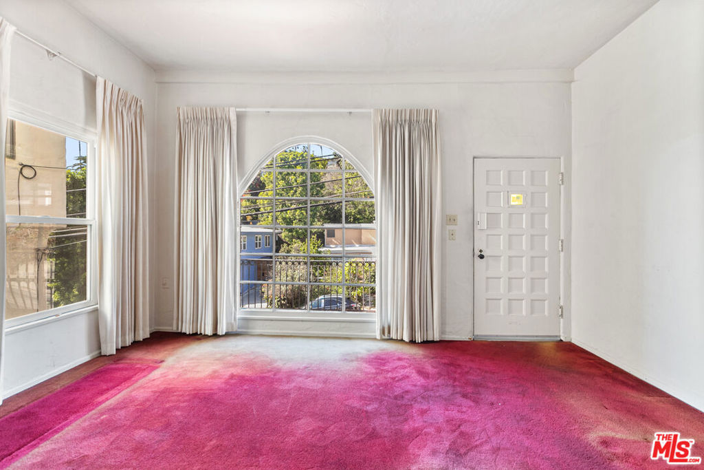 1738 Redcliff Street