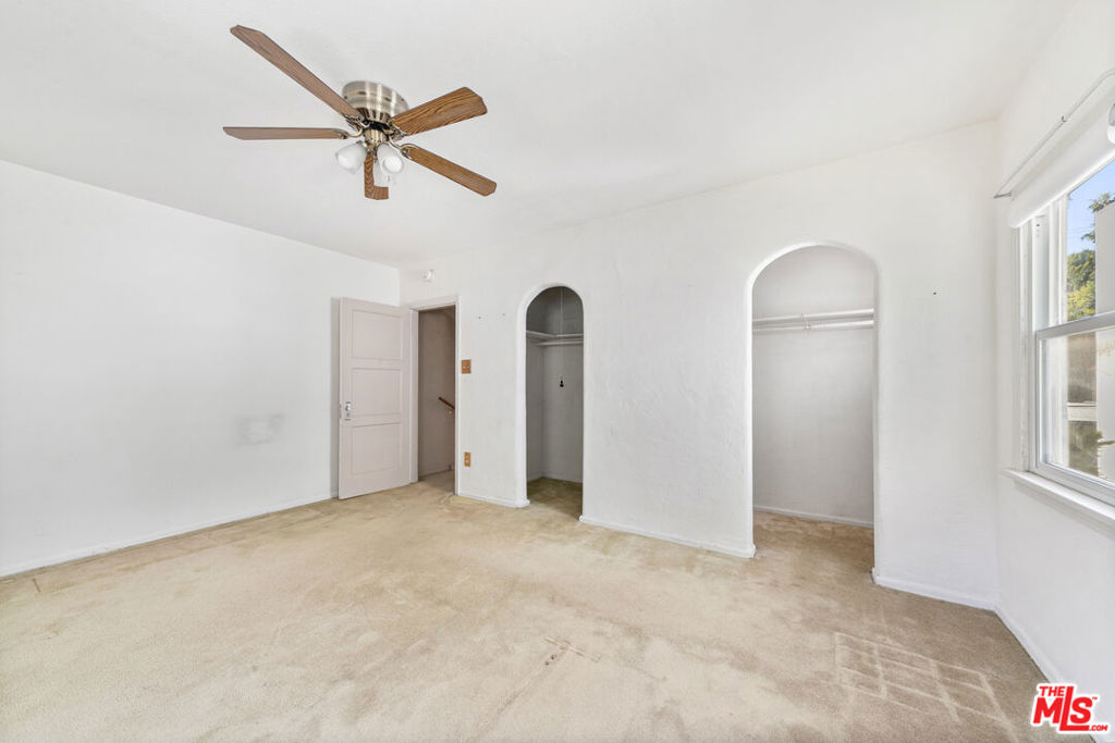 1738 Redcliff Street