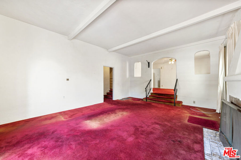 1738 Redcliff Street