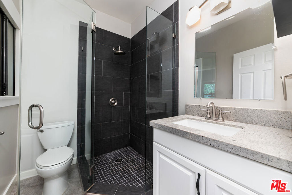 4673 Hollywood Boulevard