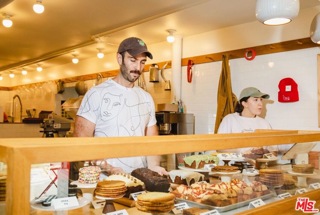 4673 Hollywood Boulevard