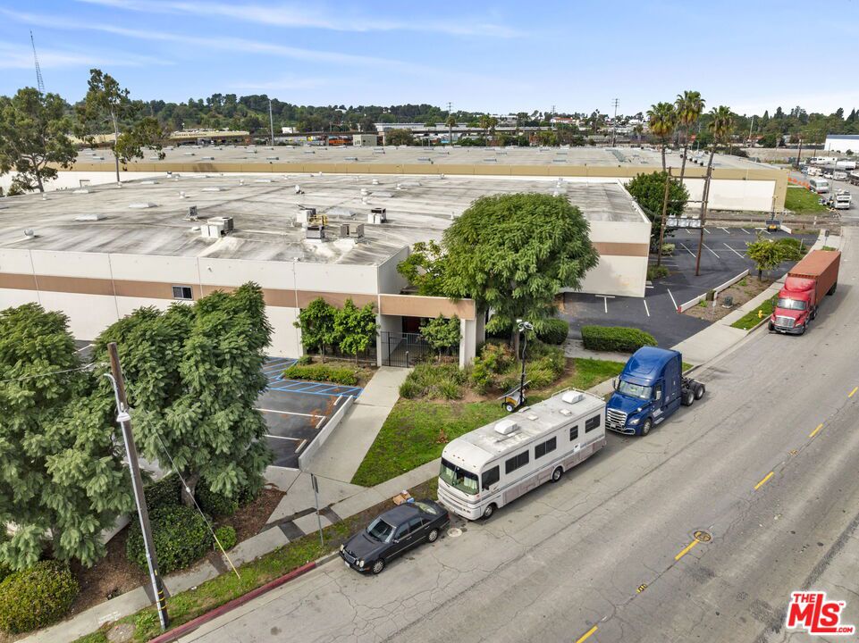 18737 S Reyes Avenue