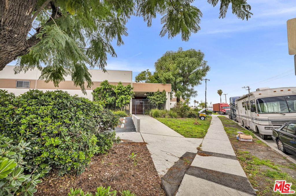 18737 S Reyes Avenue