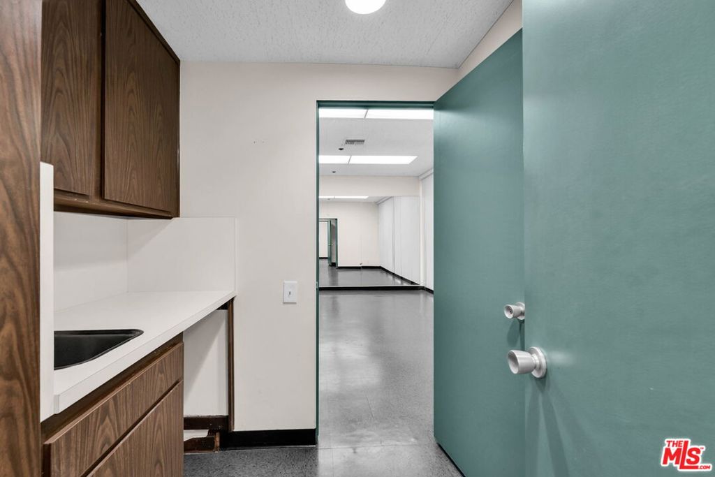 18737 S Reyes Avenue