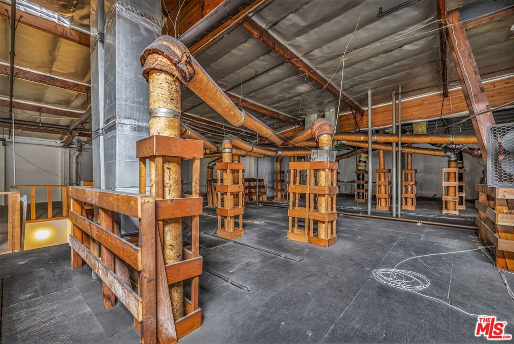 18737 S Reyes Avenue