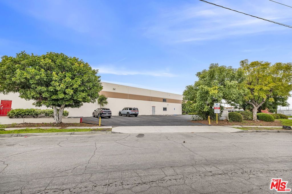 18737 S Reyes Avenue