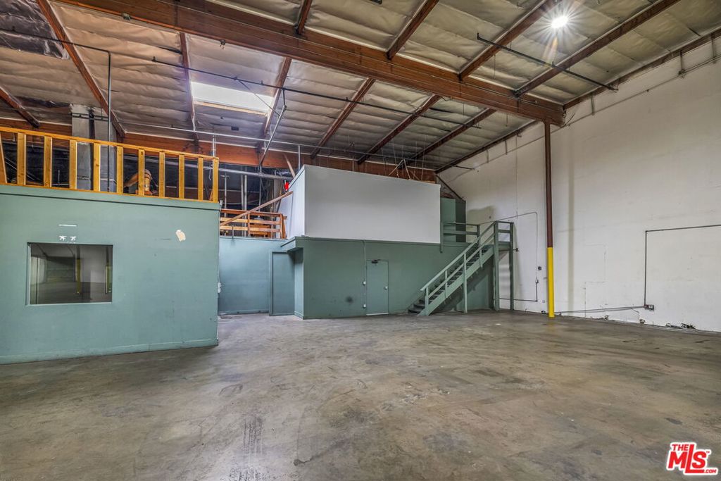 18737 S Reyes Avenue