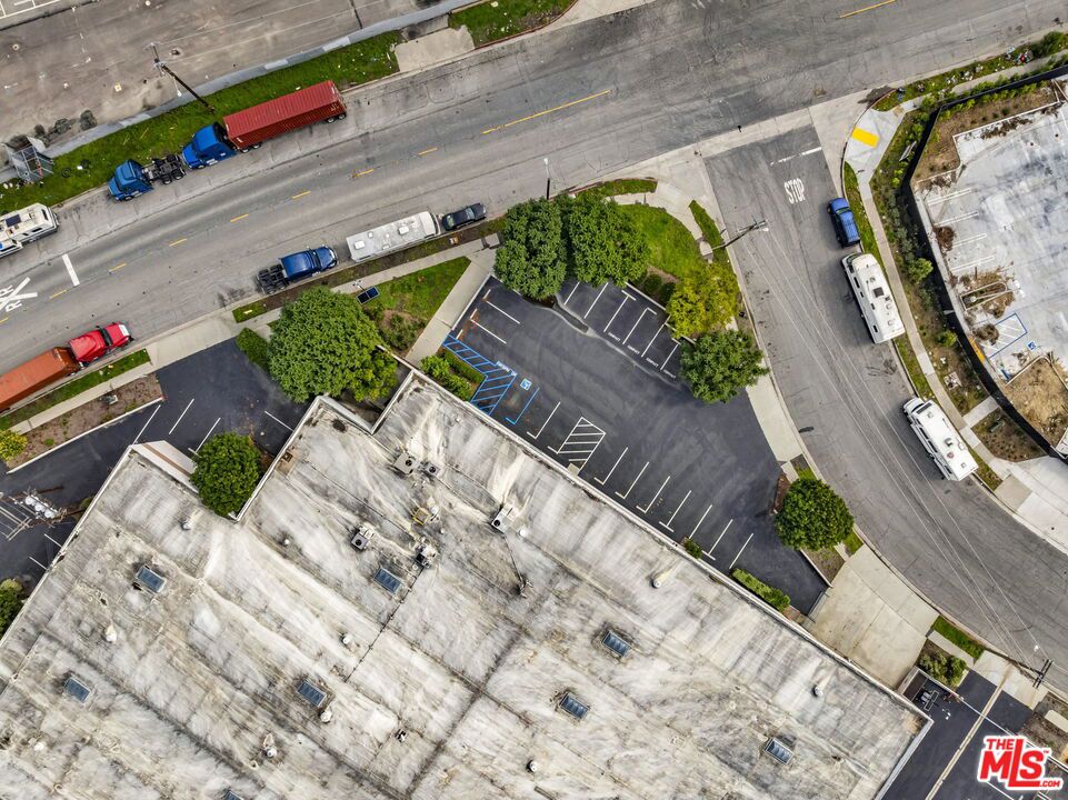 18737 S Reyes Avenue