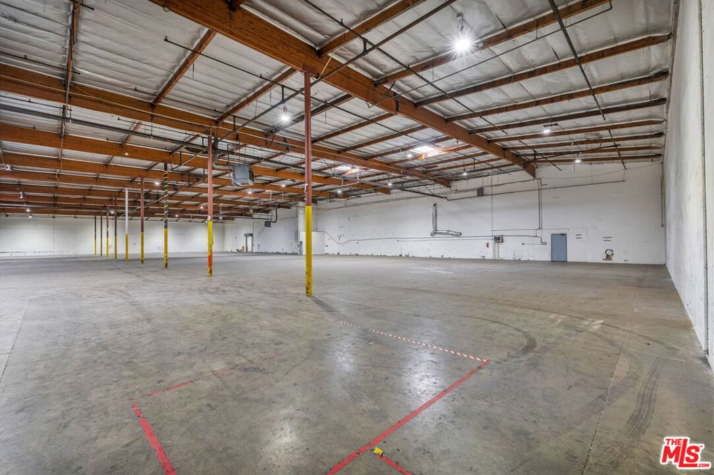 18737 S Reyes Avenue