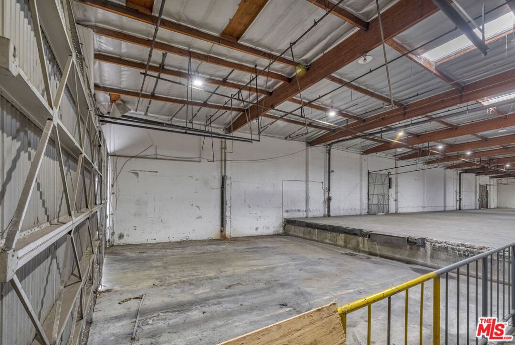 18737 S Reyes Avenue