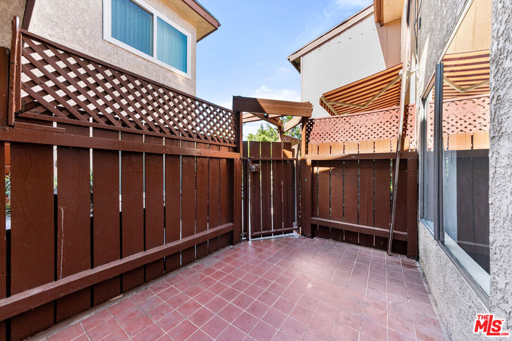 7320 Lennox Avenue L3