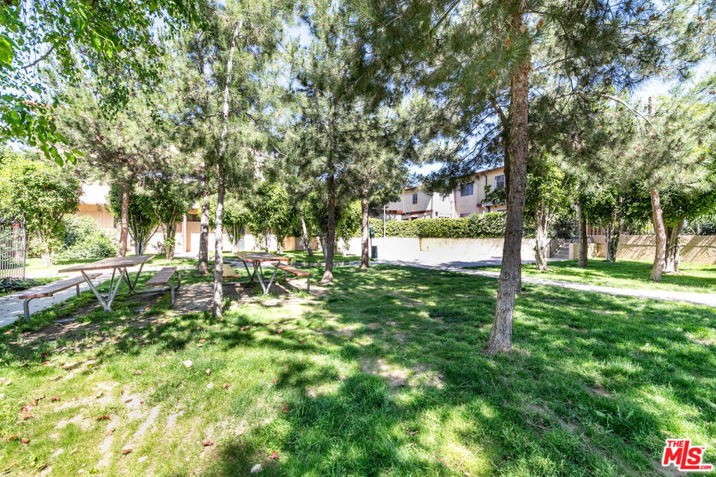 7320 Lennox Avenue L3