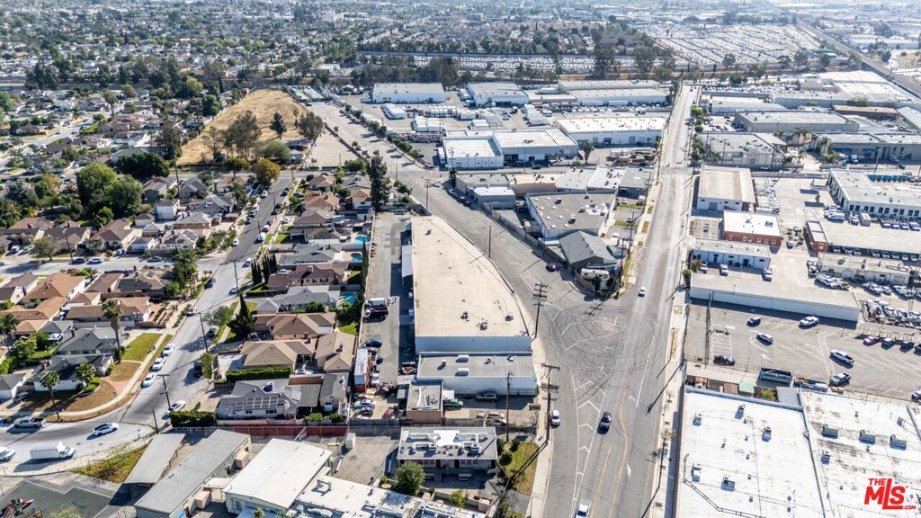 12767 Saticoy Street