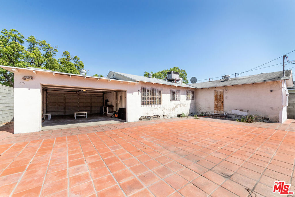 711 N Priscilla Lane