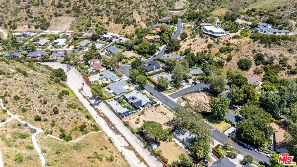 6035 Paseo Canyon Drive