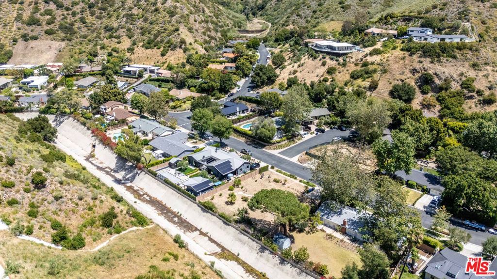 6035 Paseo Canyon Drive