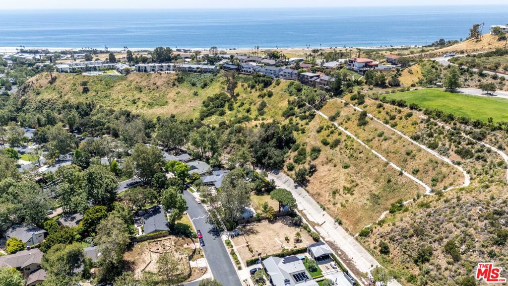6035 Paseo Canyon Drive