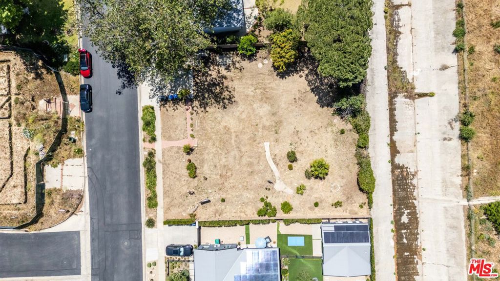 6035 Paseo Canyon Drive