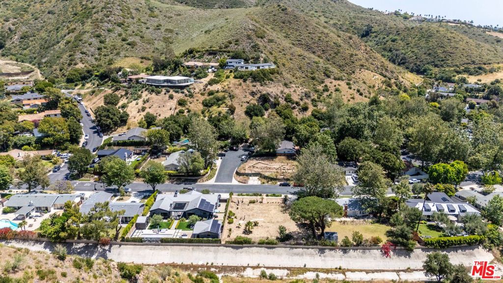 6035 Paseo Canyon Drive