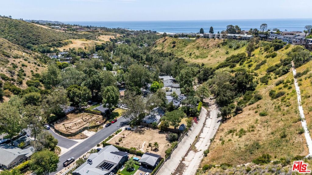 6035 Paseo Canyon Drive