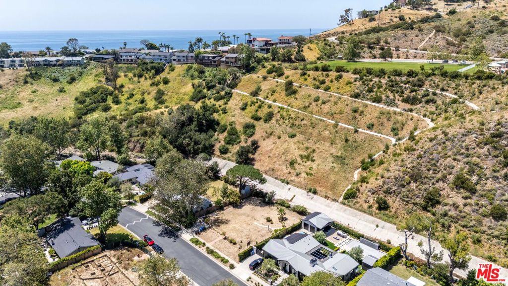 6035 Paseo Canyon Drive