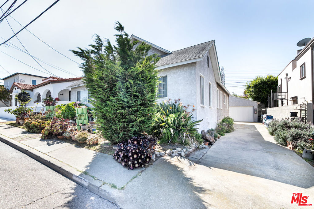 1232 1st Street