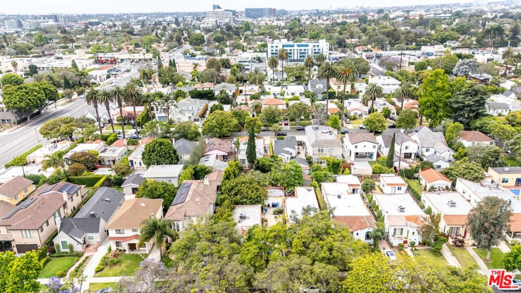 2125 Selby Avenue