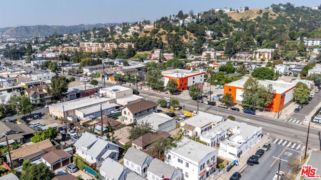 4122 N Figueroa Street