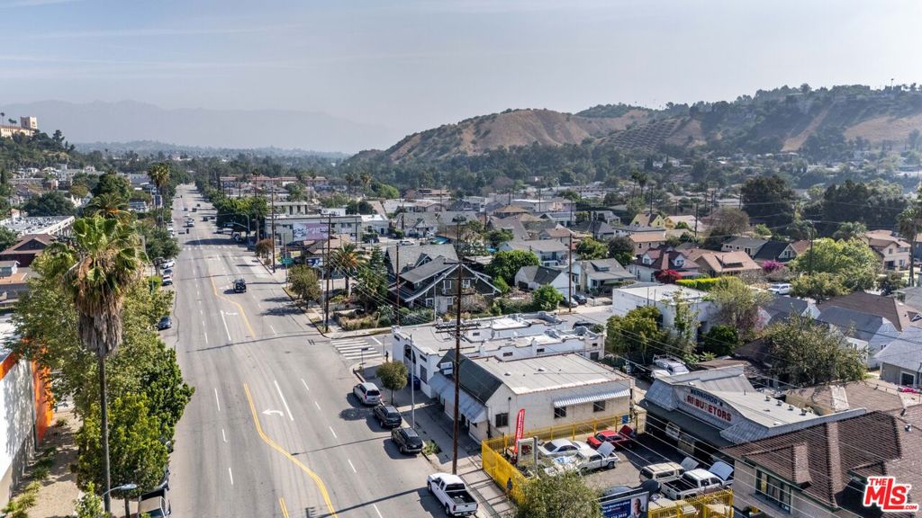4122 N Figueroa Street