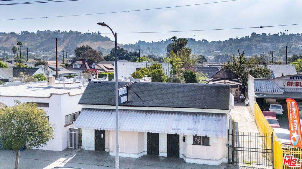 4122 N Figueroa Street
