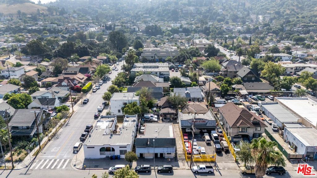 4122 N Figueroa Street
