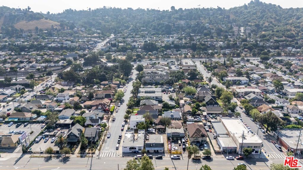 4122 N Figueroa Street