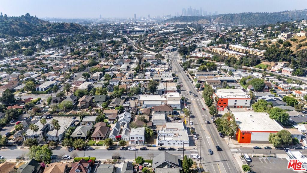 4122 N Figueroa Street