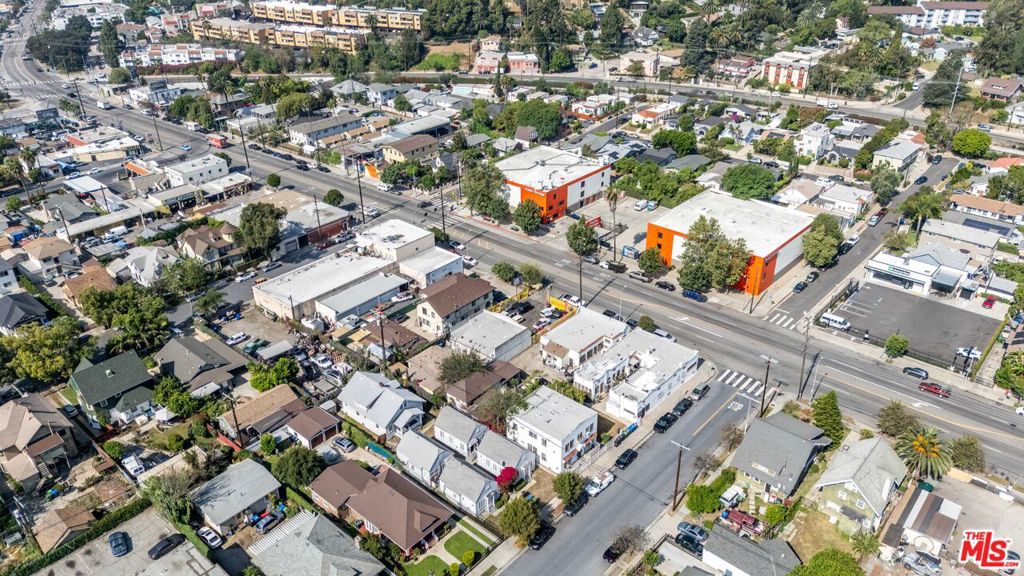 4122 N Figueroa Street