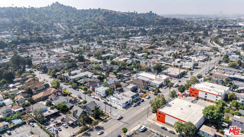 4122 N Figueroa Street