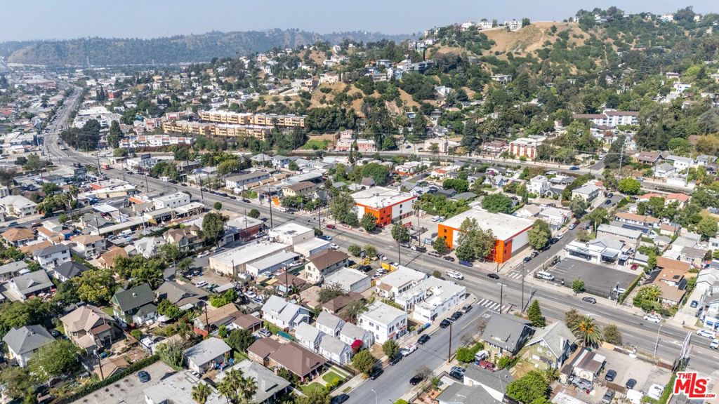 4122 N Figueroa Street